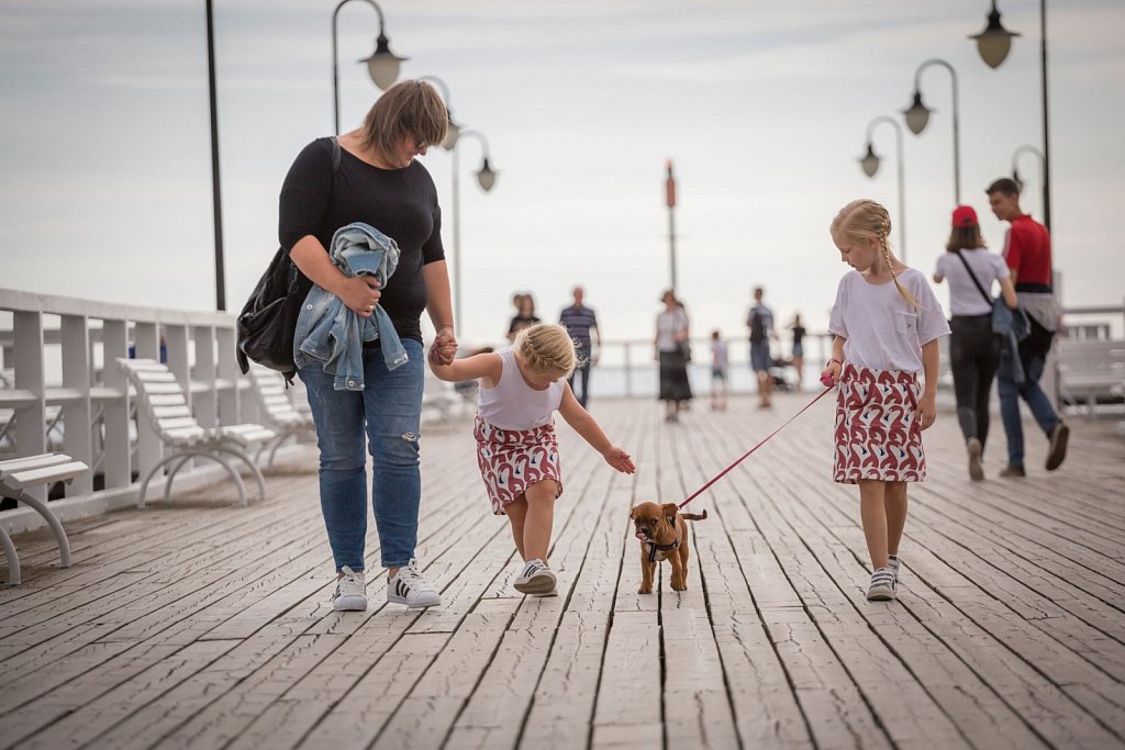 Plener rodzinny Magdy z dziećmi w Gdyni Orłowie